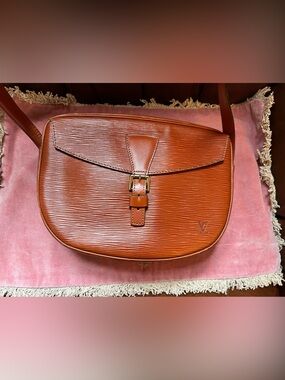 LV Jeunefille crossbody EPI LEATHER